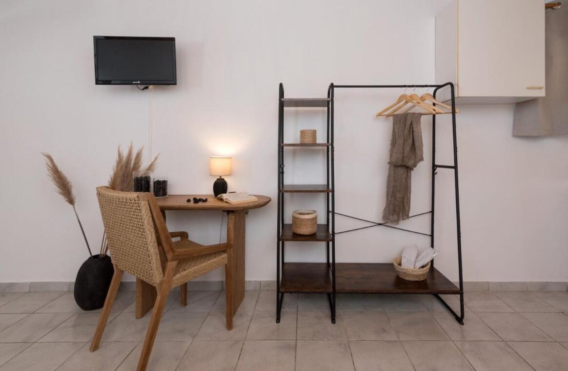 Kanelis Studios & Suites Mytakas Dış mekan fotoğraf