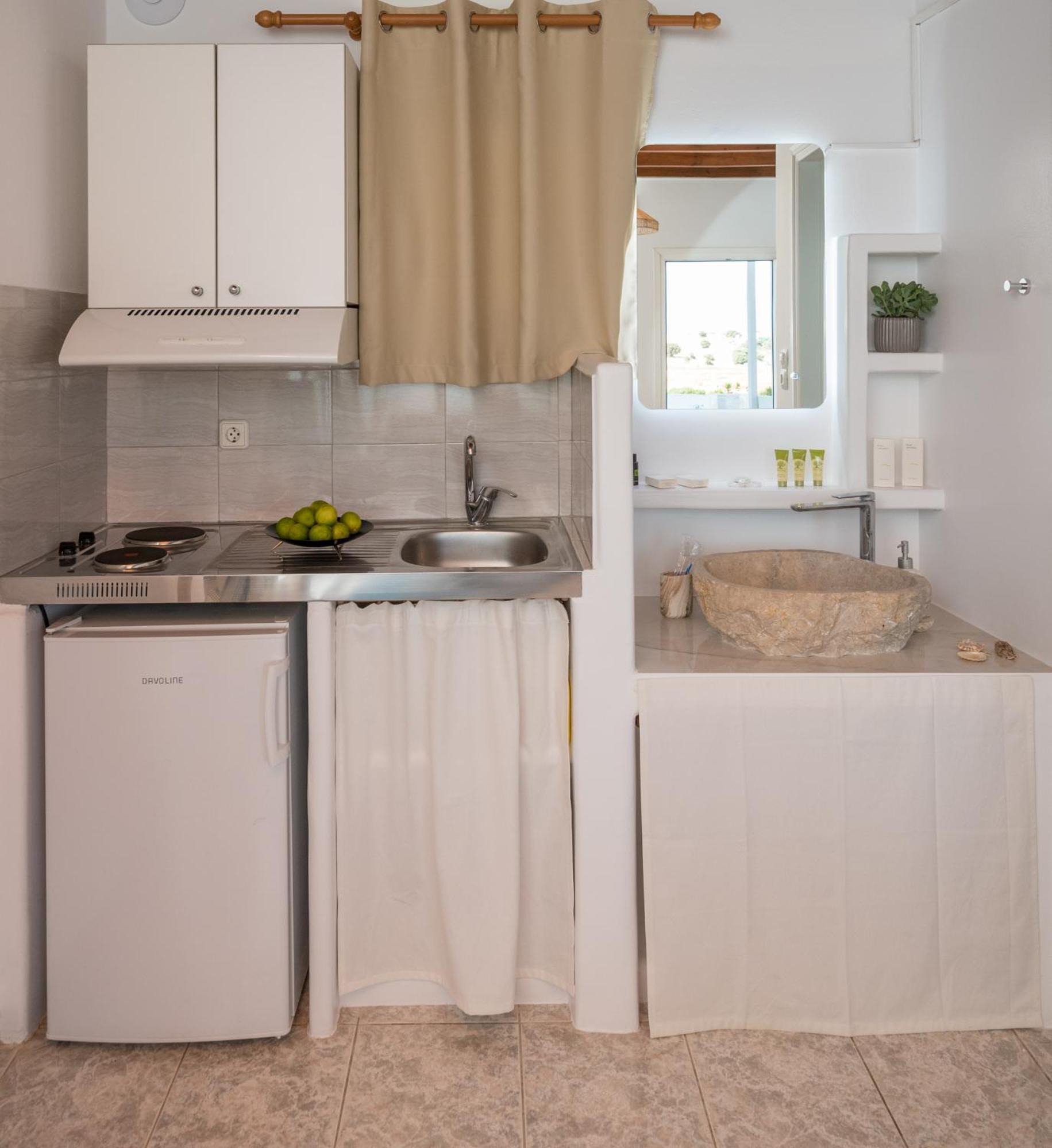 Kanelis Studios & Suites Mytakas Dış mekan fotoğraf