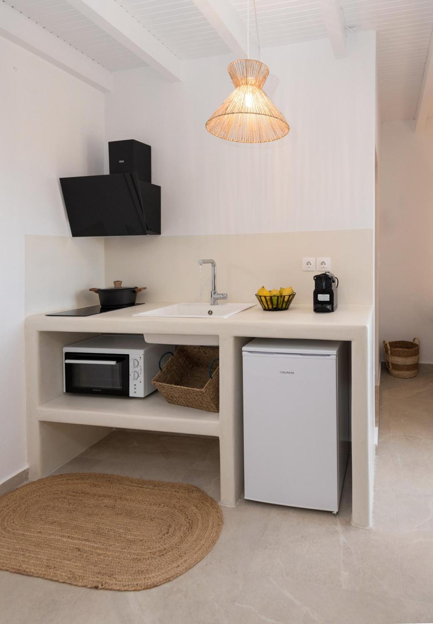 Kanelis Studios & Suites Mytakas Dış mekan fotoğraf